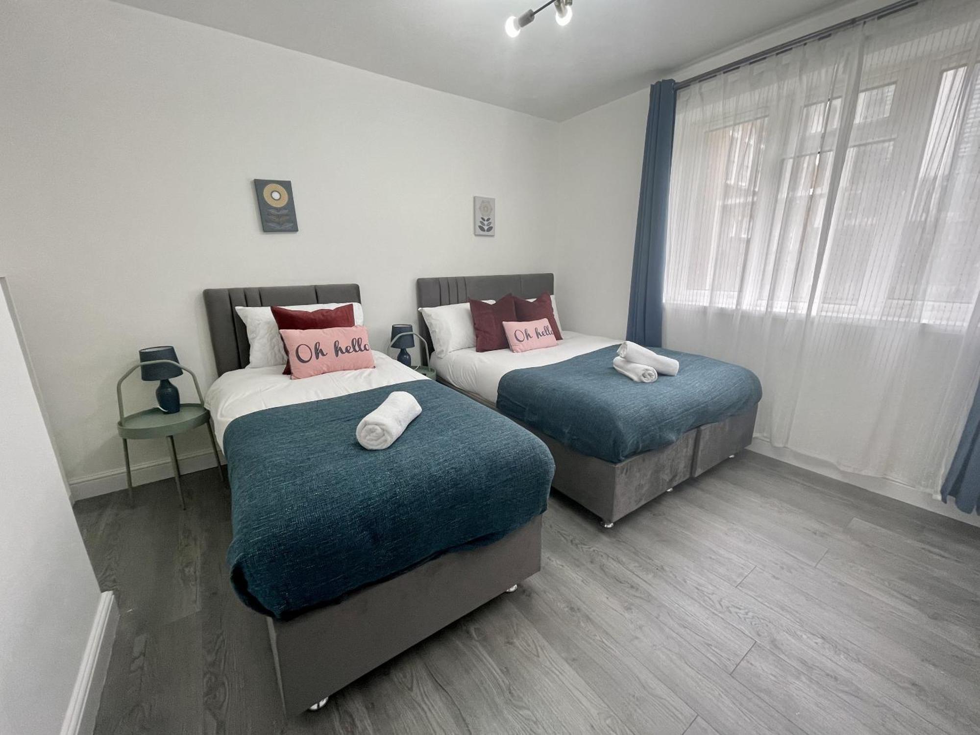 Deluxe Apartment - Next To Kings Cross - Eurostar & Euston Station Londra Esterno foto